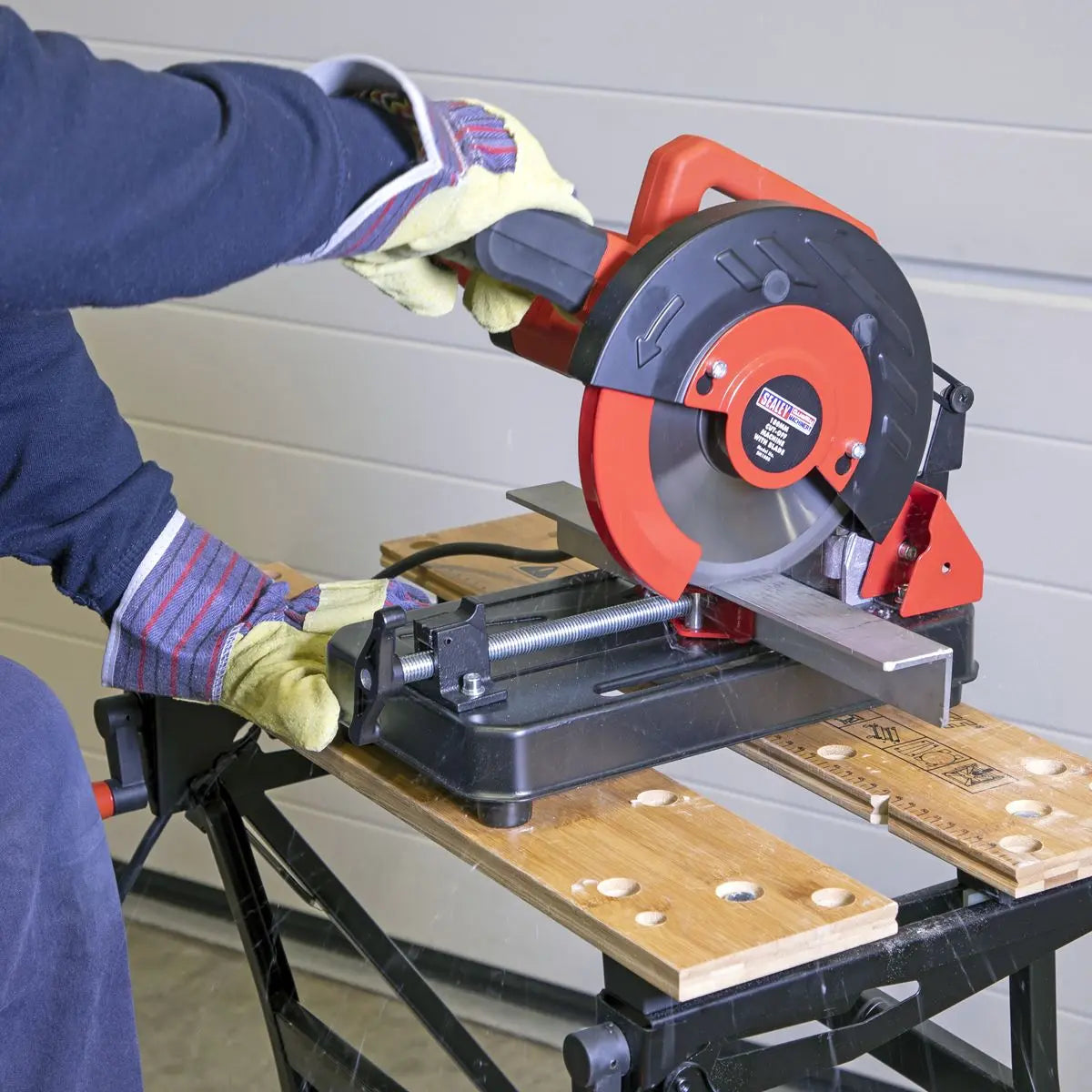 Sealey Cut-Off Machine Ø180mm 230V with Blade 