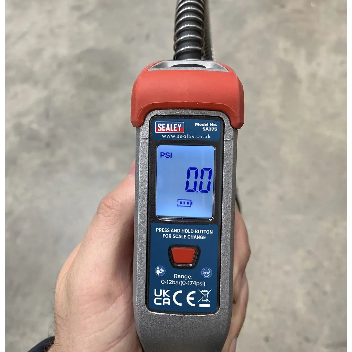 Sealey Digital Tyre Inflator 2.7m Hose with Clip-On Connector 