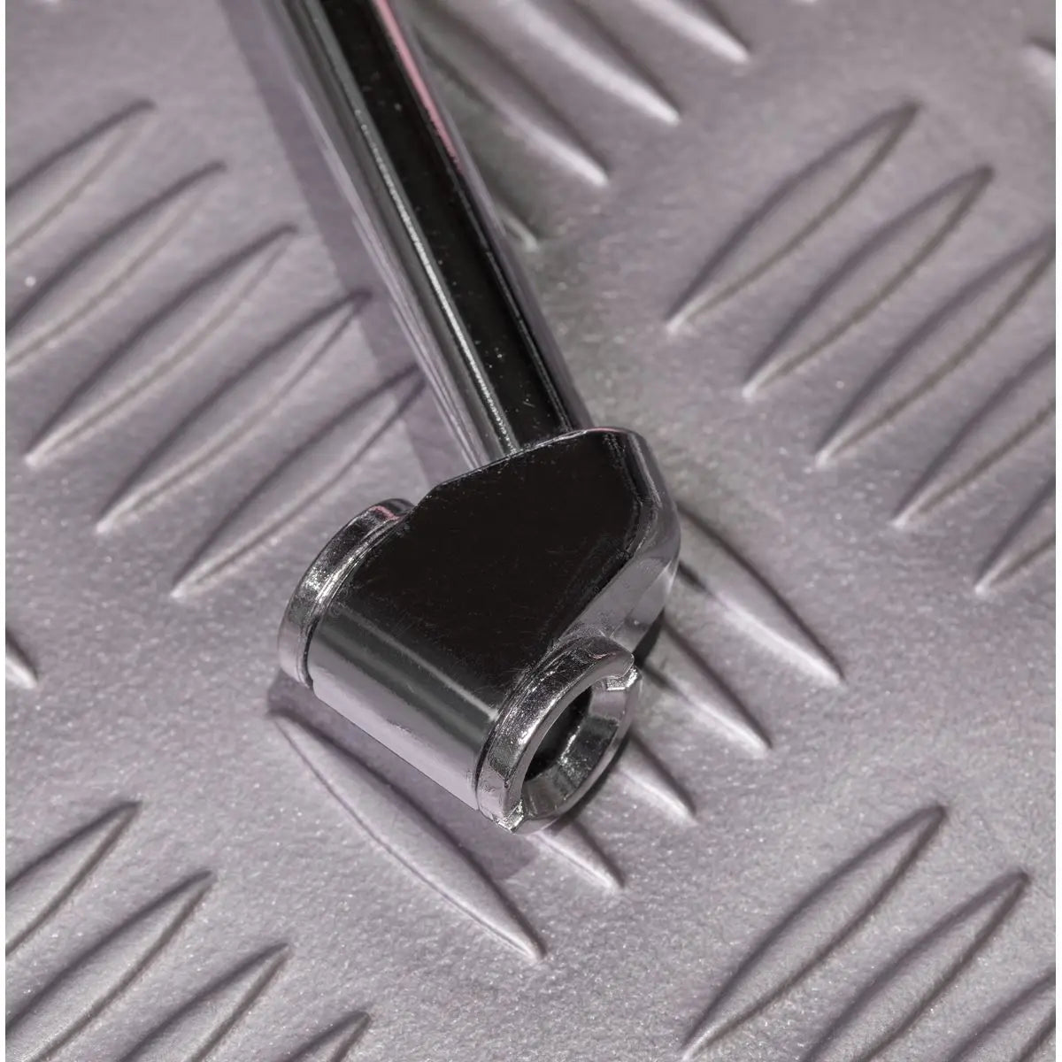 Sealey Digital Tyre Pressure Gauge with Twin Push-On Connector 