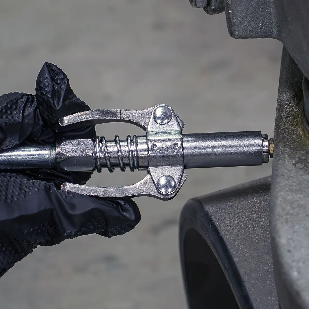 Sealey Double Handle Grease Gun Coupler  White Rose Tools