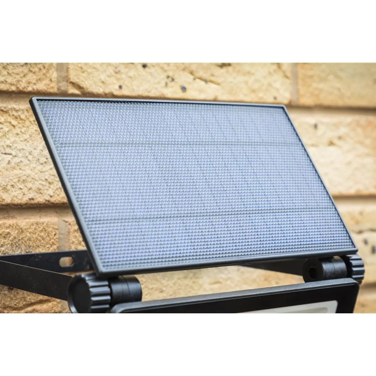 Sealey Extra-Slim Solar Floodlight with Wall Bracket 30W SMD LED  White Rose Tools