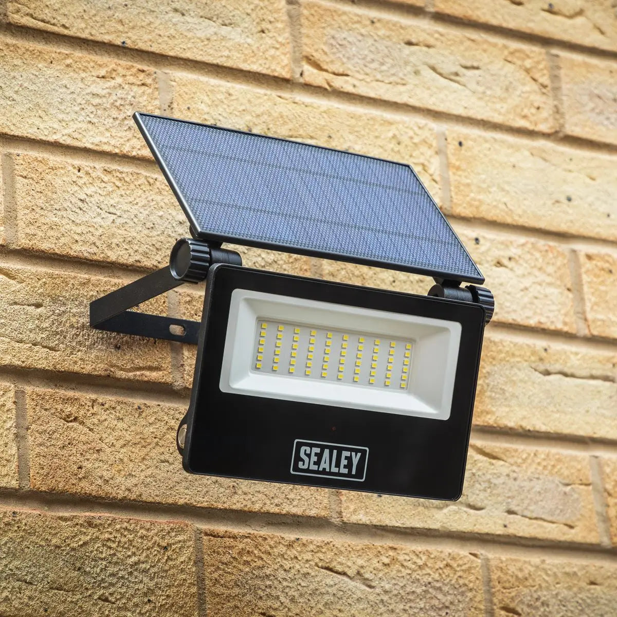 Sealey Extra-Slim Solar Floodlight with Wall Bracket 30W SMD LED  White Rose Tools