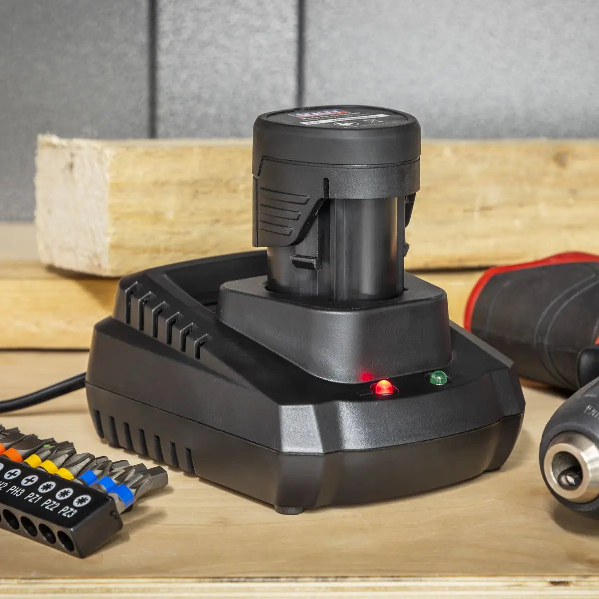 Sealey Fast Charge Battery Charger for 12V SV12 Series 