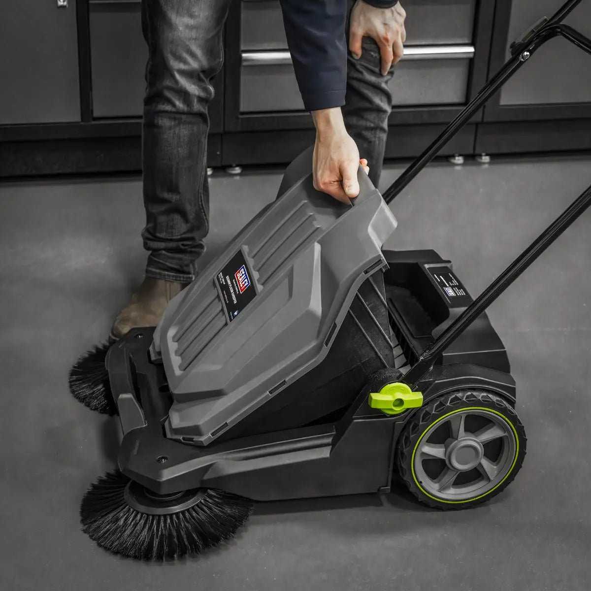 Sealey Floor Sweeper 700mm 