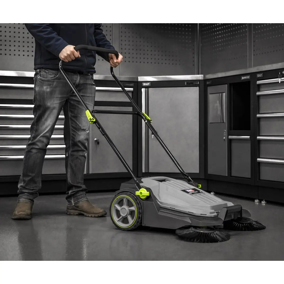 Sealey Floor Sweeper 700mm 
