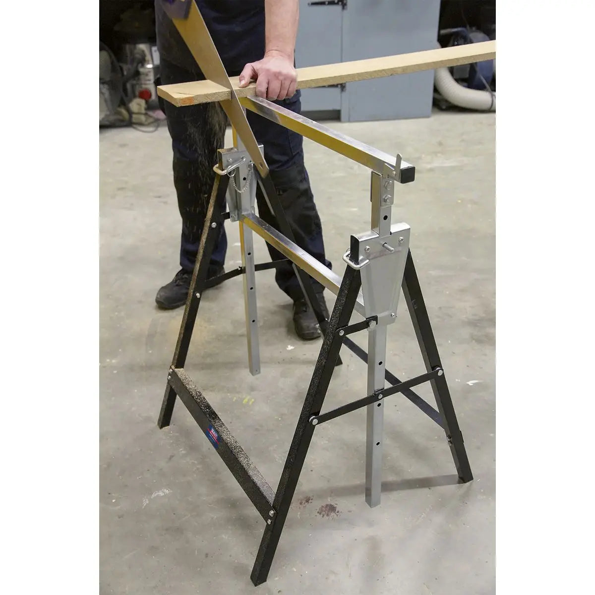 Sealey Fold Down Telescopic Trestle 200kg Capacity 