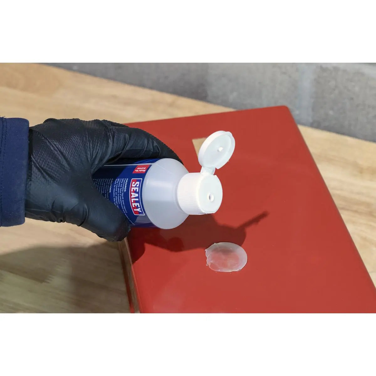 Sealey Glue Removal Fluid 200ml  White Rose Tools