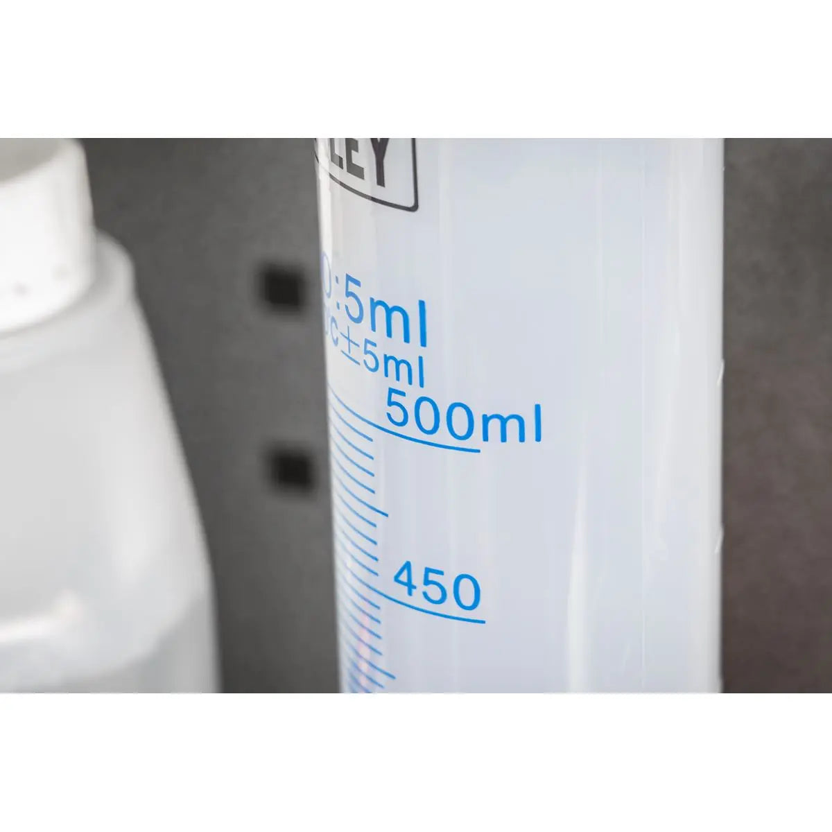 Sealey Graduated Measuring Cylinder 500ml  White Rose Tools