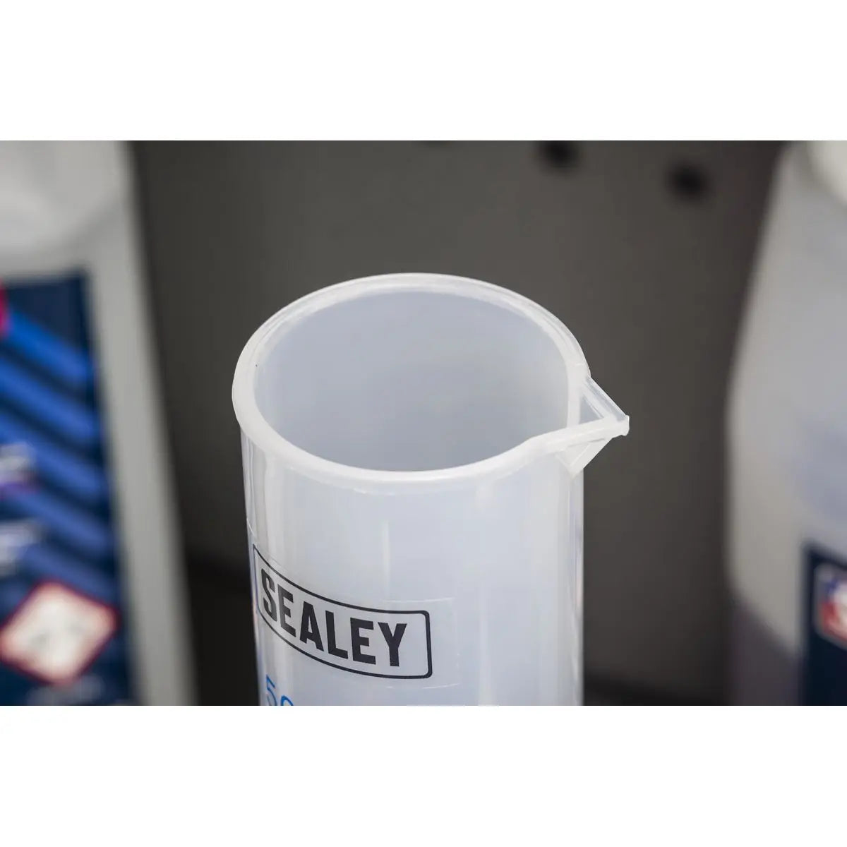 Sealey Graduated Measuring Cylinder 500ml  White Rose Tools