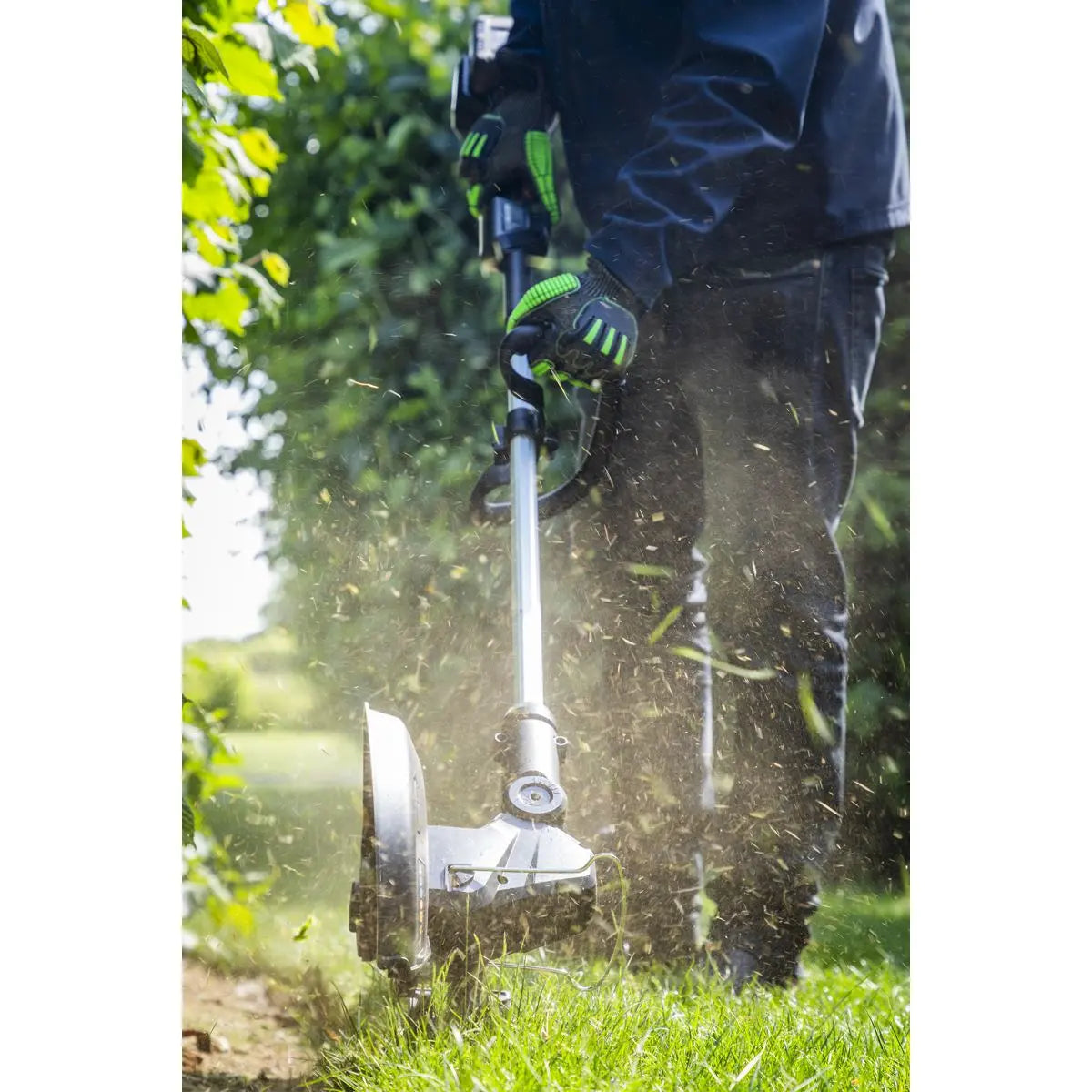 Sealey Grass Strimmer Kit 40V 4Ah SV20 Series 30cm  White Rose Tools
