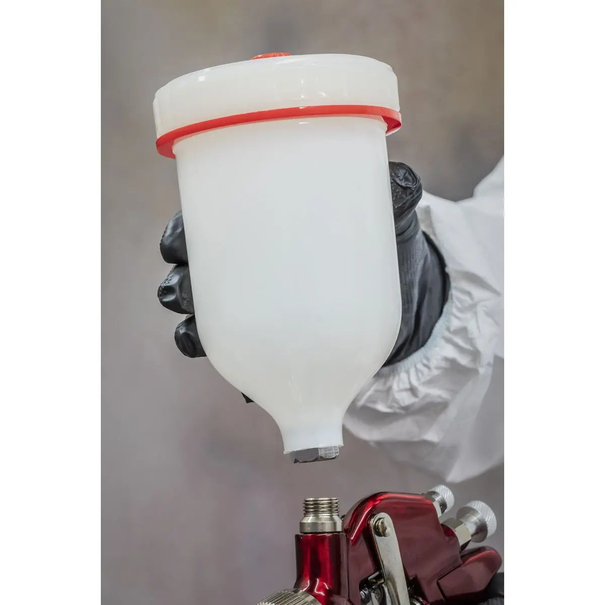 Sealey Gravity Feed Spray Gun 1.4mm Set Up 600ml Paint Pot Vehicle Car Red 