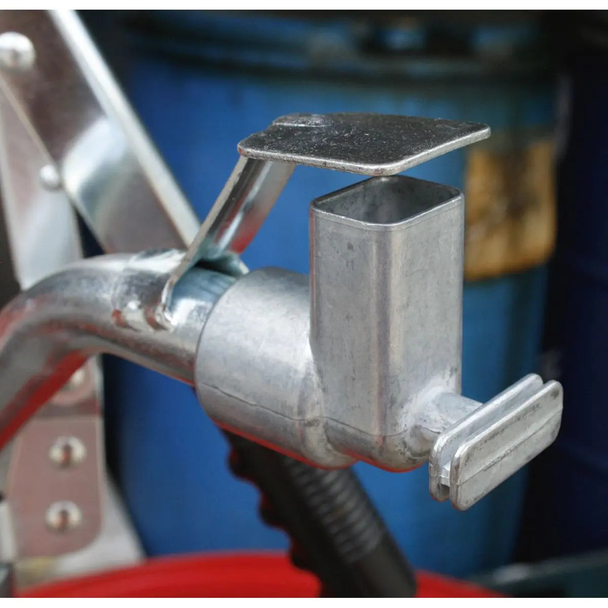 Sealey Heavy-Duty Lever Pump with Swivel Handle 