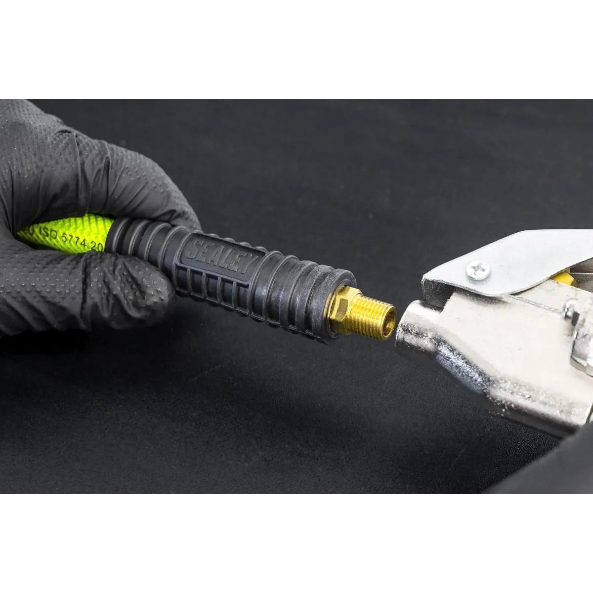 Sealey High-Visibility Air Hose with 1/4"BSP Unions 10m x 10mm  White Rose Tools