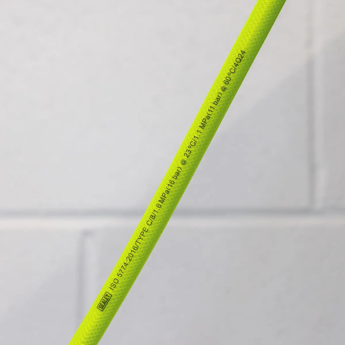 Sealey High-Visibility Air Hose with 1/4"BSP Unions 15m x 8mm  White Rose Tools