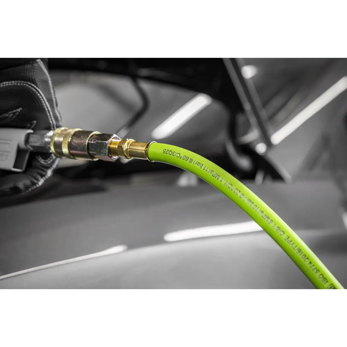 Sealey High-Visibility Hybrid Air Hose with 1/4"BSP Unions 10m x 8mm  White Rose Tools