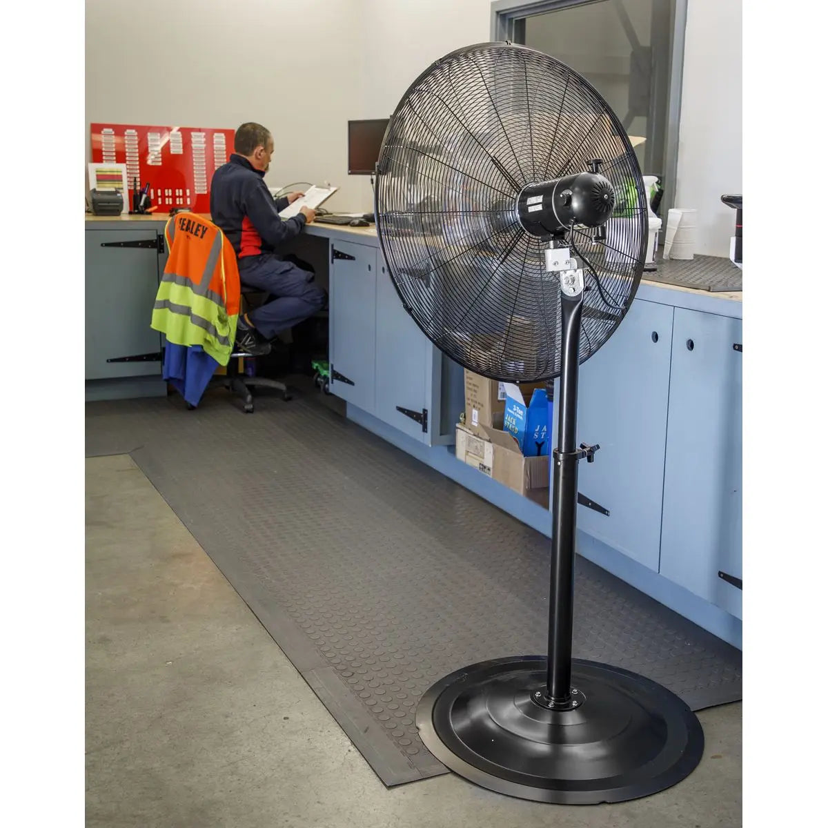 Sealey Industrial High Velocity Oscillating Pedestal Fan 30" 230V 