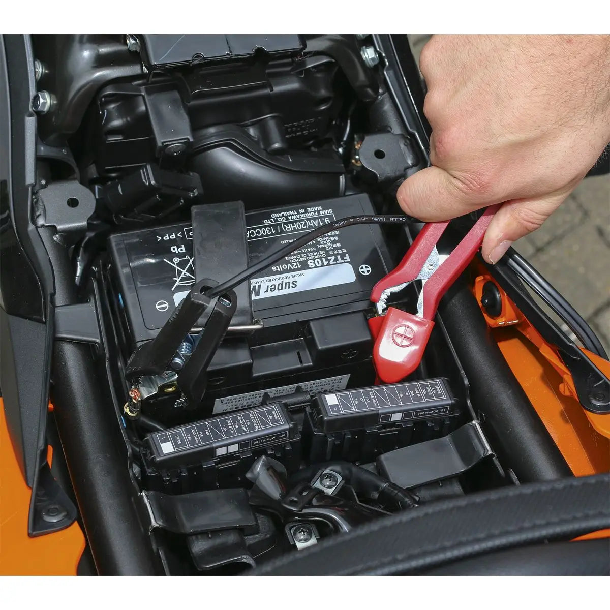 Sealey Intelligent Speed Charge Battery Charger/Maintainer 6A 12V 