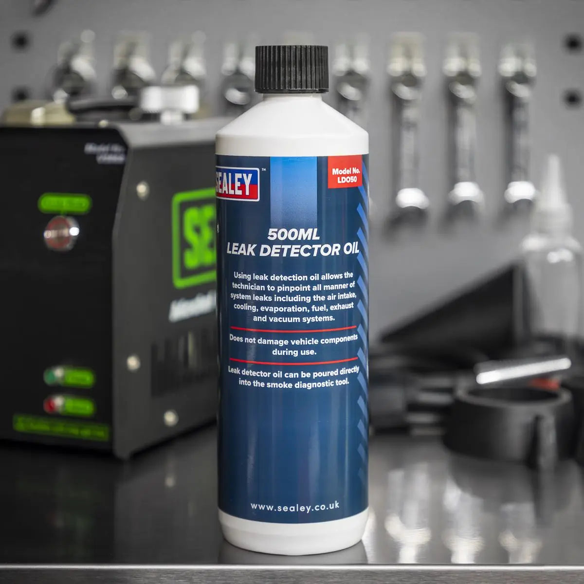 Sealey Leak Detector Oil 500ml  White Rose Tools