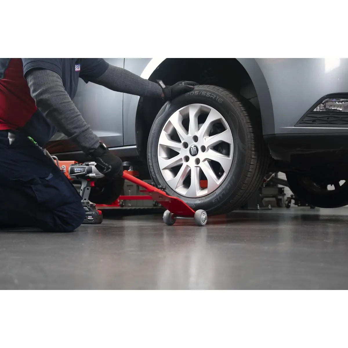 Sealey Long Tyre Jack  White Rose Tools
