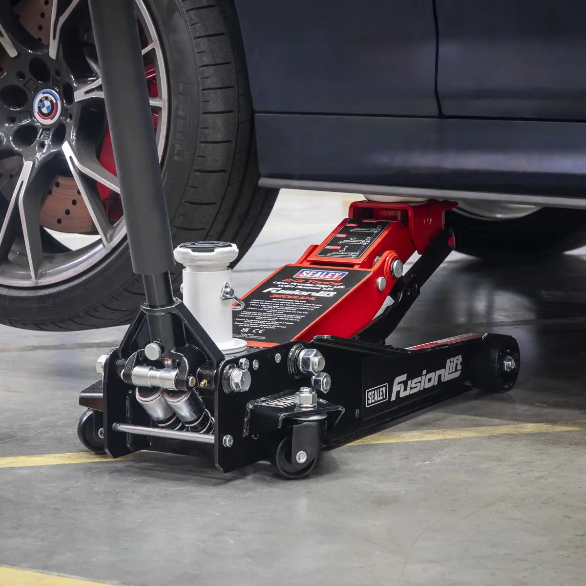 Sealey Low Profile High Lift Trolley Jack with Rocket Lift 2/3 Tonne  White Rose Tools