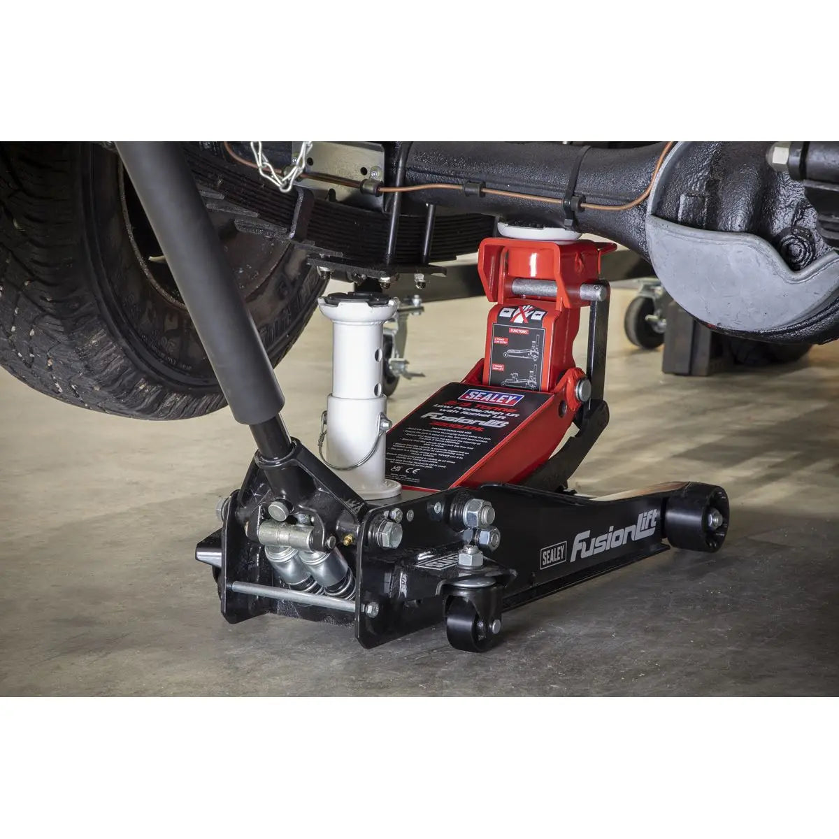 Sealey Low Profile High Lift Trolley Jack with Rocket Lift 2/3 Tonne  White Rose Tools