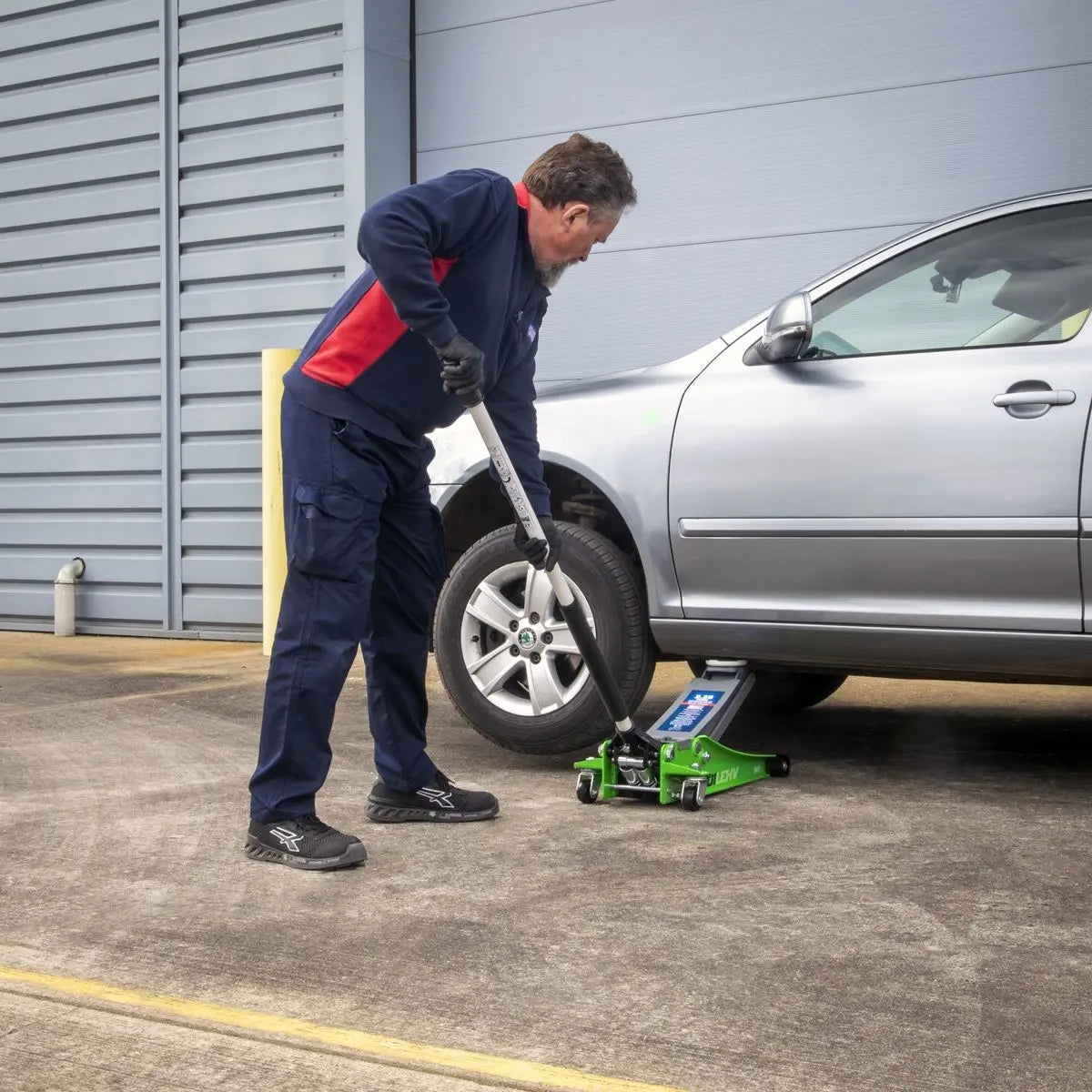 Sealey Low Profile Rocket Lift Trolley Jack 2.25 Tonne - Green 