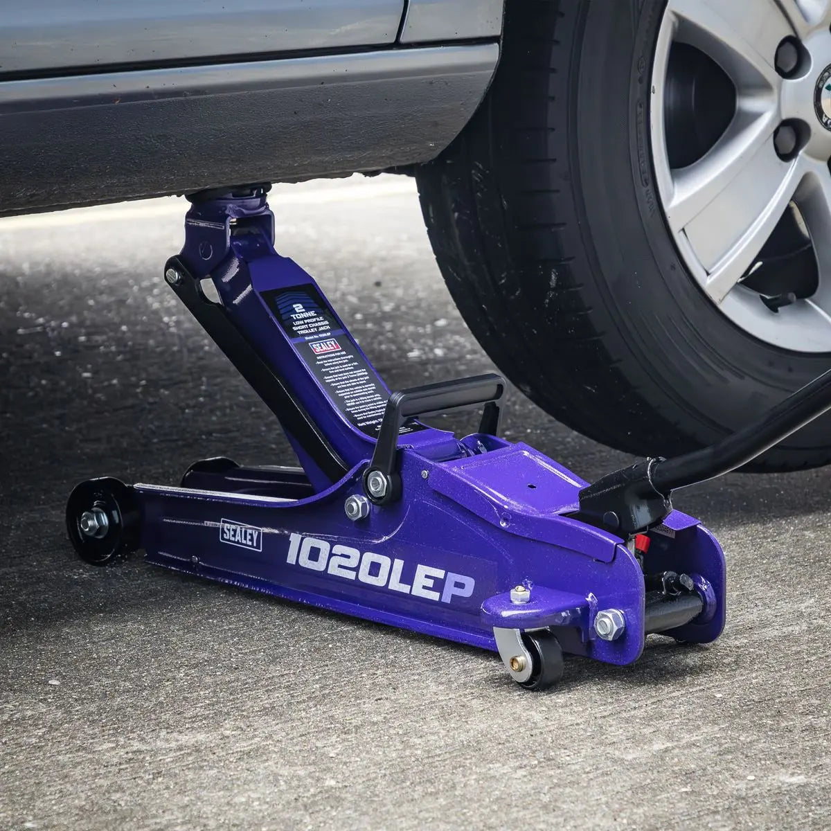 Sealey Low Profile Short Chassis Trolley Jack 2 Tonne - Purple  White Rose Tools