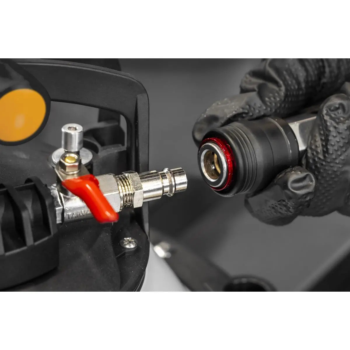 Sealey Manual/Air Vacuum Oil & Fluid Extractor Pump 18L  White Rose Tools