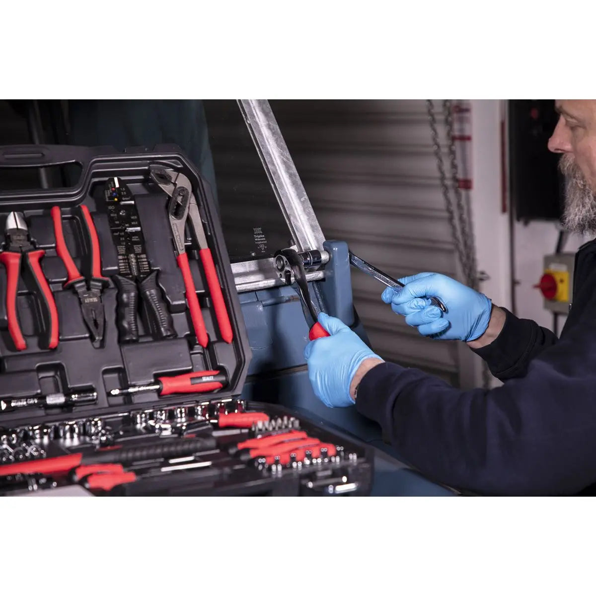 Sealey Mechanic's Tool Kit 100pc 