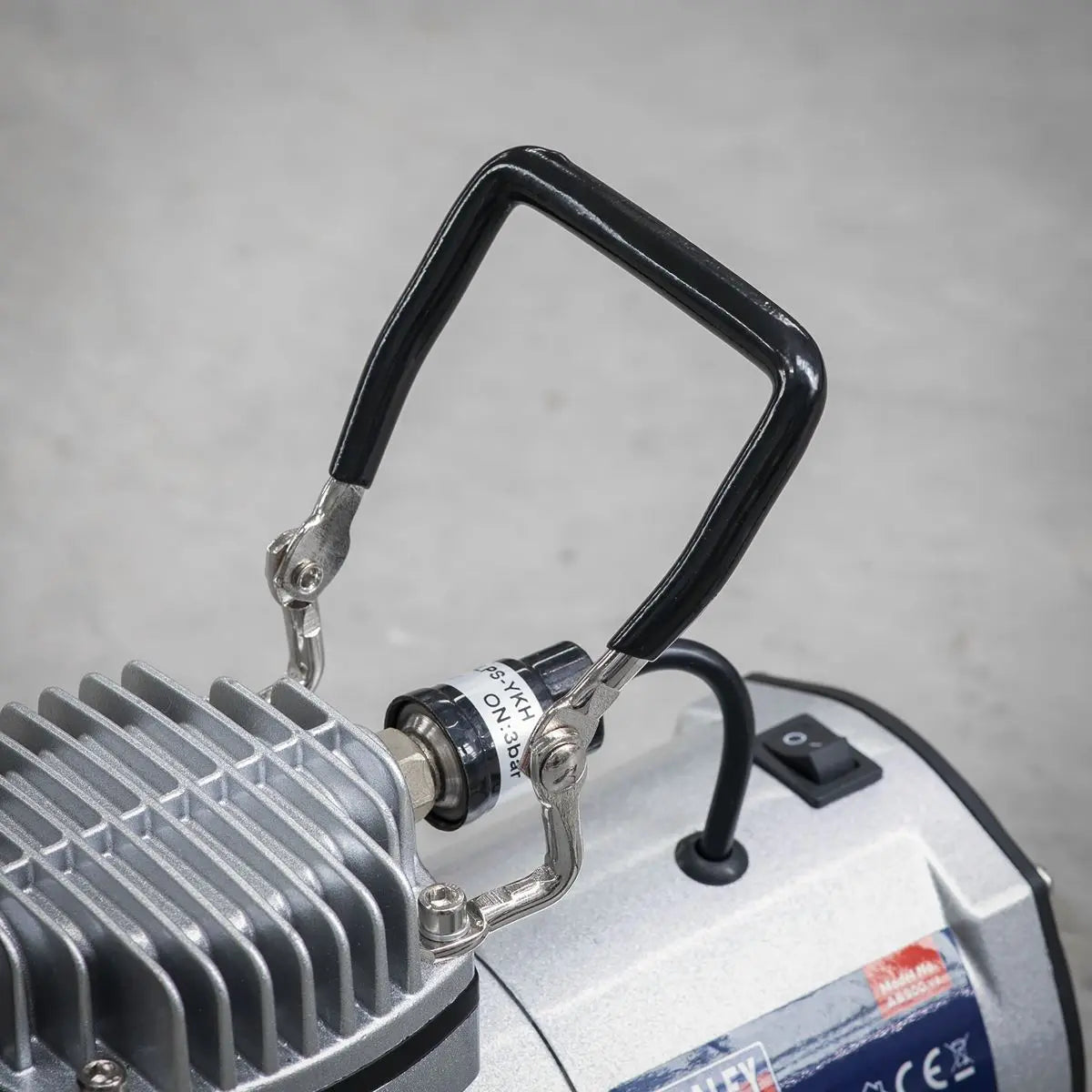 Sealey Mini Air Brush Compressor 