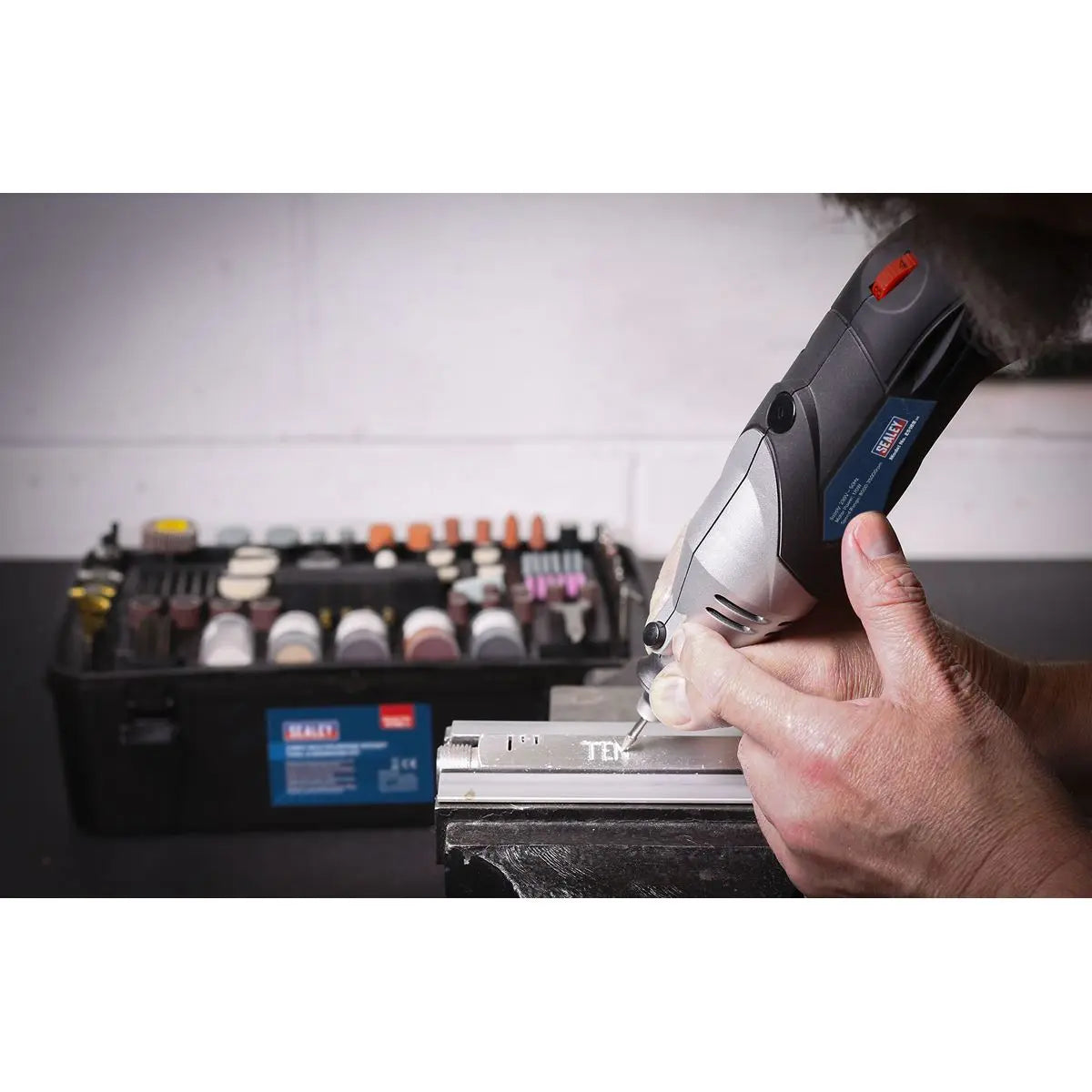 Sealey Multipurpose Rotary Tool & Engraver Kit 219pc 230V 