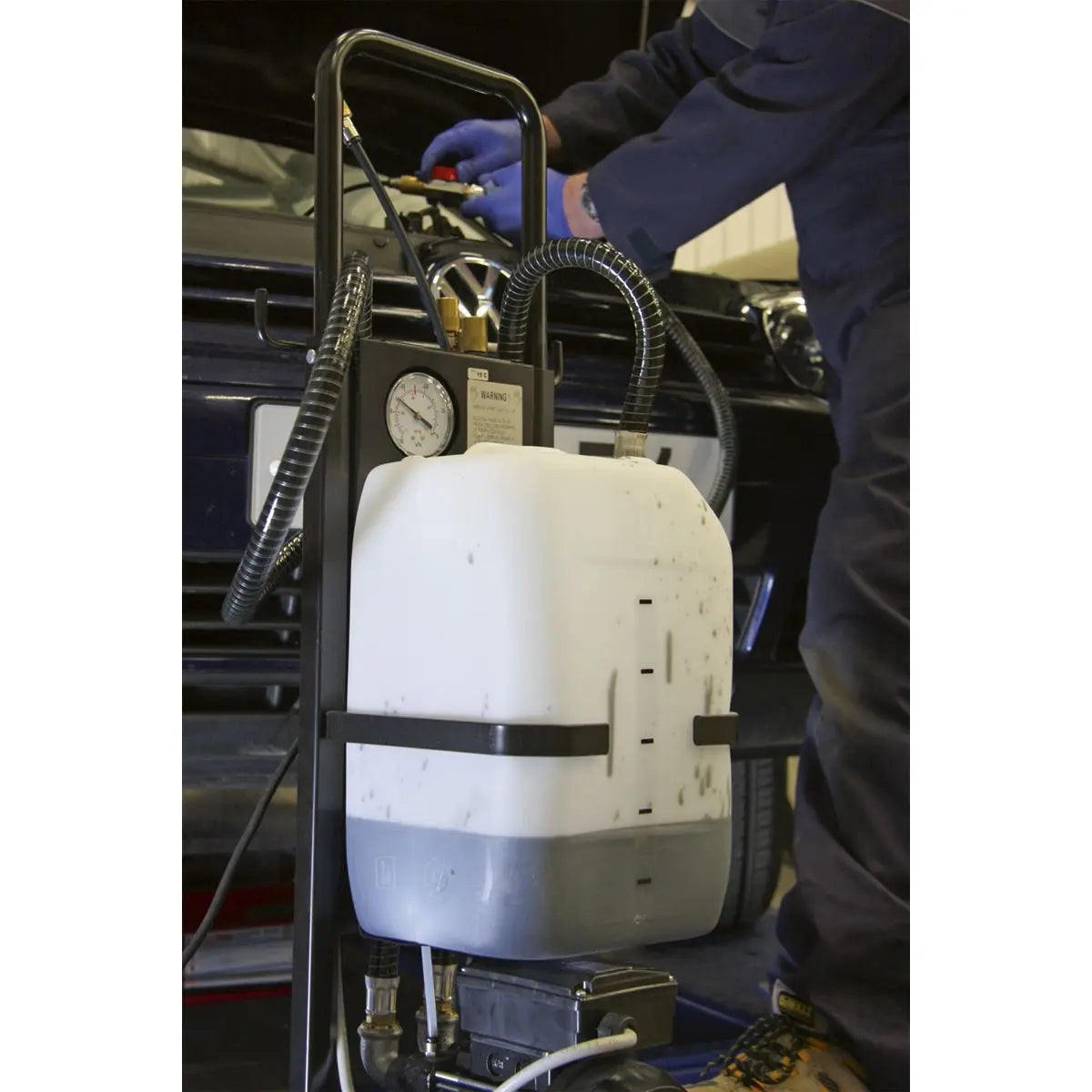 Sealey Oil Extractor Mobile 230V 