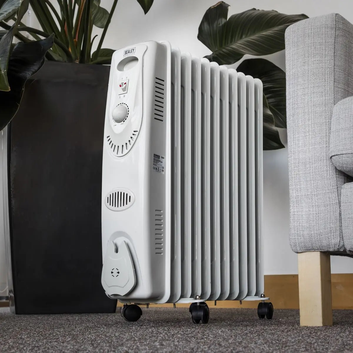 Sealey Oil Filled Radiator 2500W/230V 11-Element 