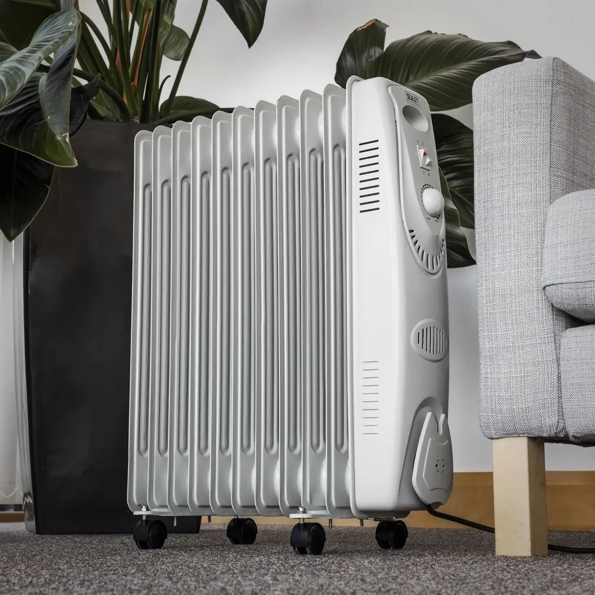Sealey Oil Filled Radiator 2500W/230V 11-Element 