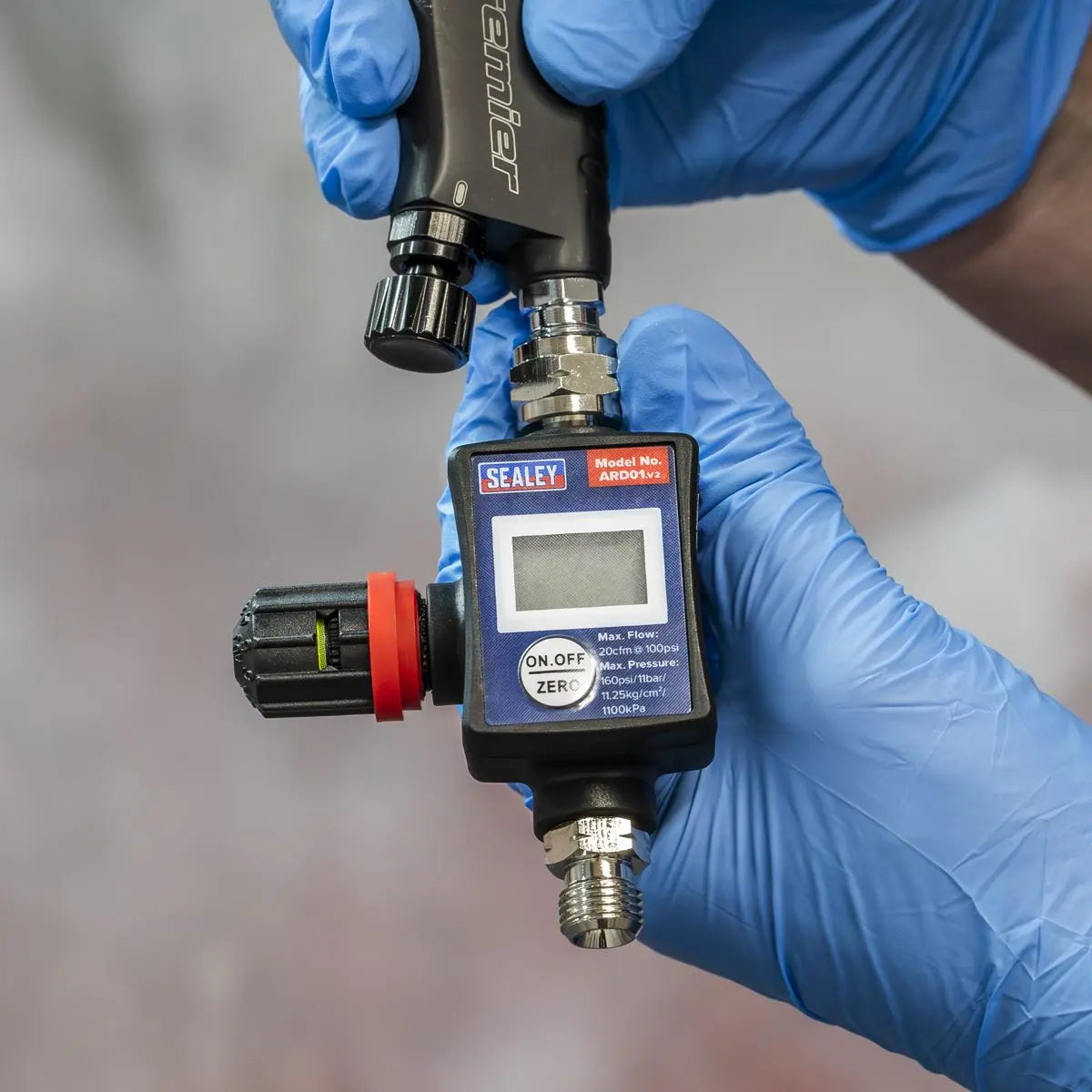 Sealey On Gun Digital Air Pressure Regulator Gauge Spray Tool LED Display 