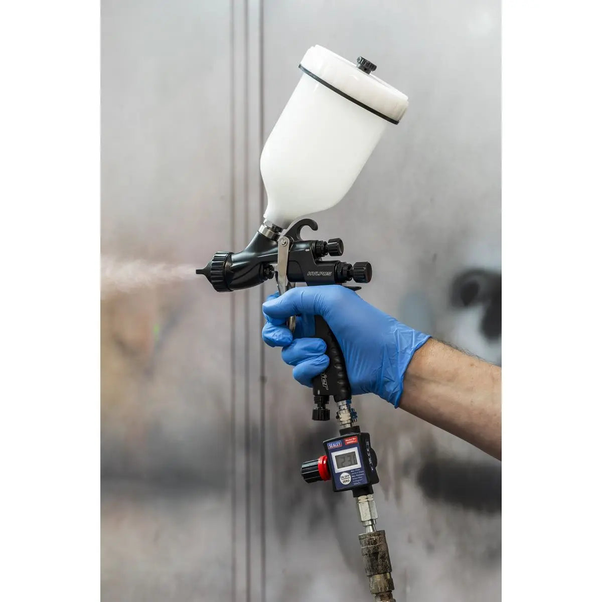 Sealey On Gun Digital Air Pressure Regulator Gauge Spray Tool LED Display 