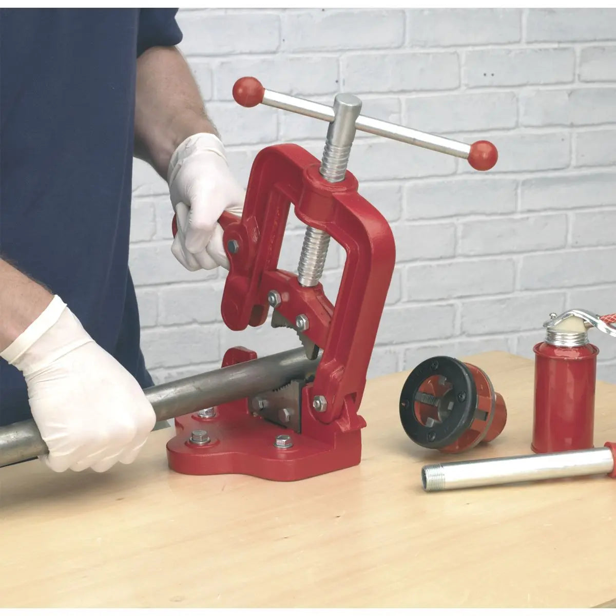Sealey Pipe Vice 85mm Bench Model 