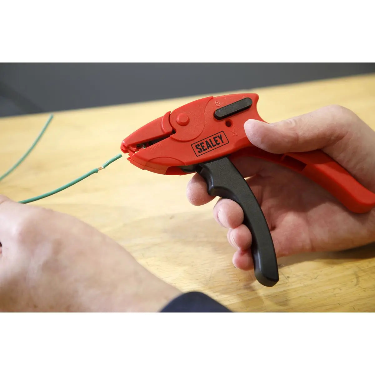 Sealey Pistol Grip - Automatic Wire Stripping Tool  White Rose Tools