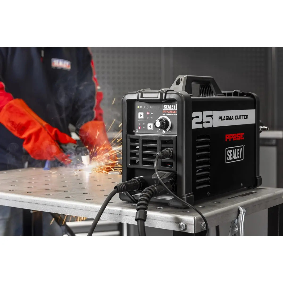 Sealey Plasma Cutter Inverter 25A 230V  White Rose Tools