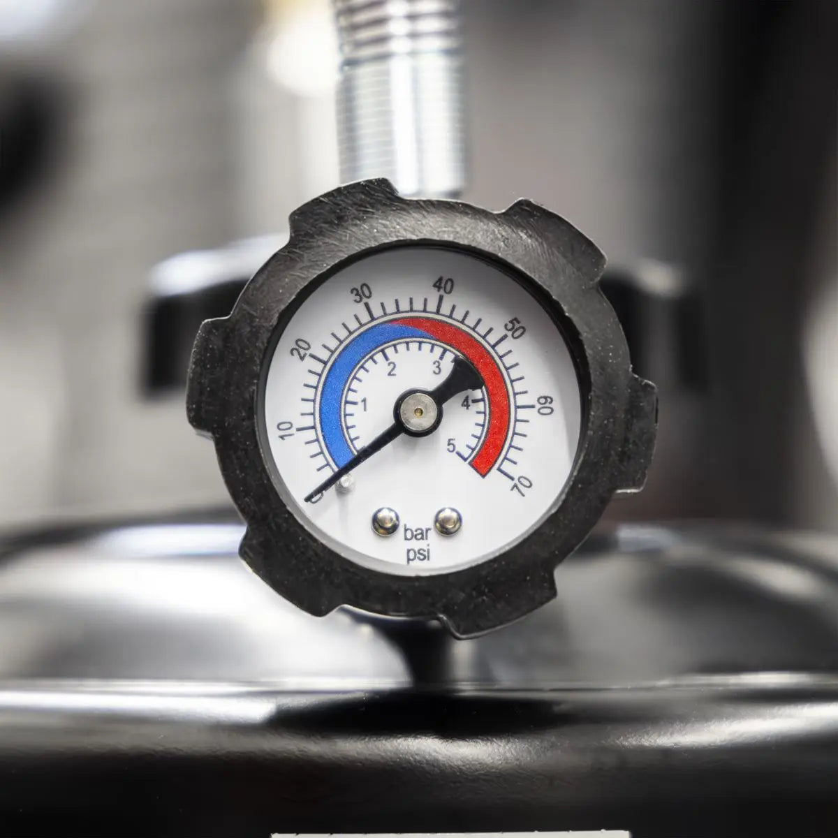 Sealey Pneumatic Brake & Clutch Pressure Bleeder Kit 5L  White Rose Tools