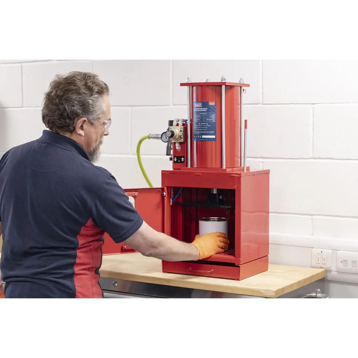 Sealey Pneumatic Paint Can Crusher 2.2 Tonne 