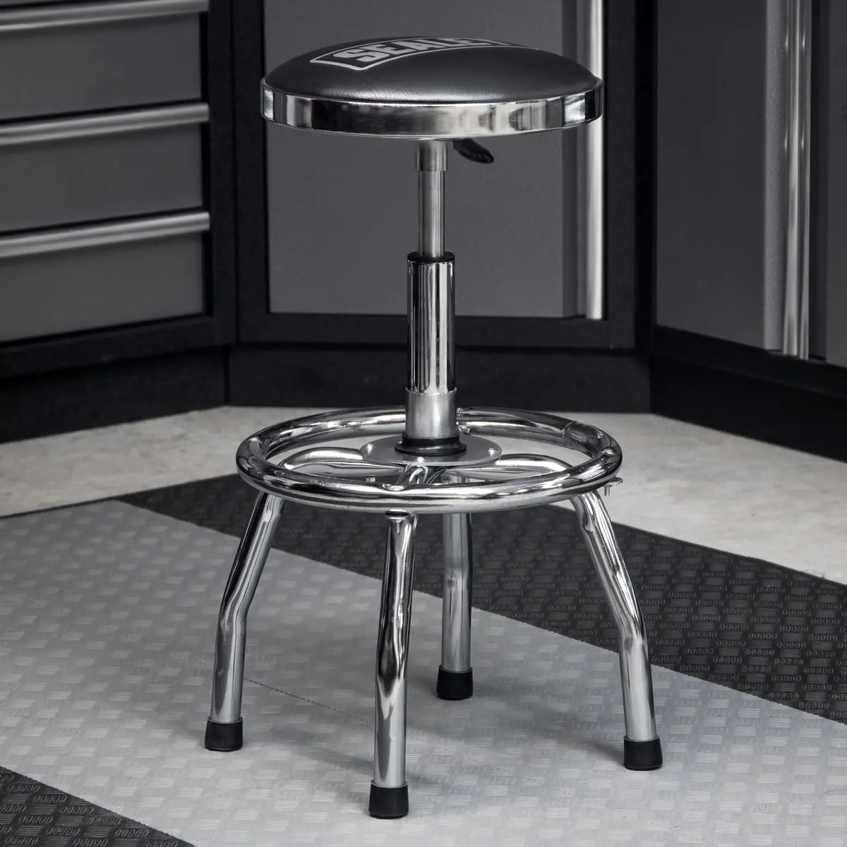Sealey Pneumatic Stool Heavy-Duty Workshop with Adjustable Height Swivel Seat 
