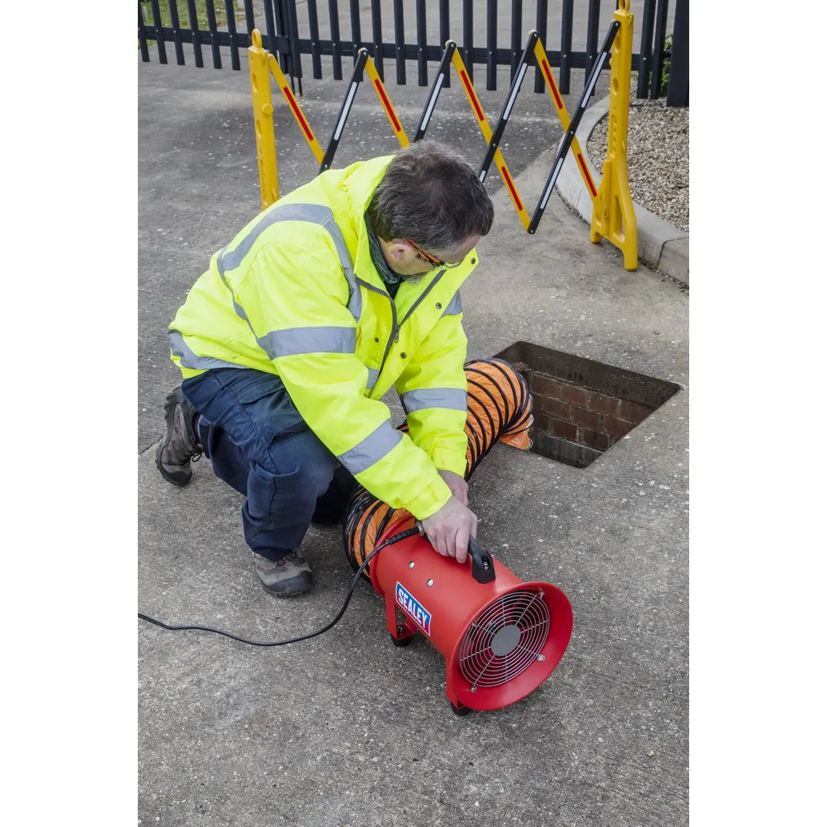 Sealey Portable Ventilator Ø200mm with 5m Ducting 