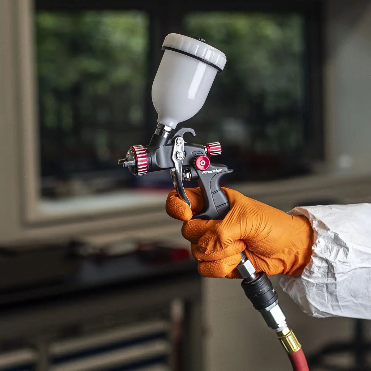 Sealey Premier HVLP Gravity Feed Touch Up Spray Gun 1mm Nozzle Set Up  White Rose Tools