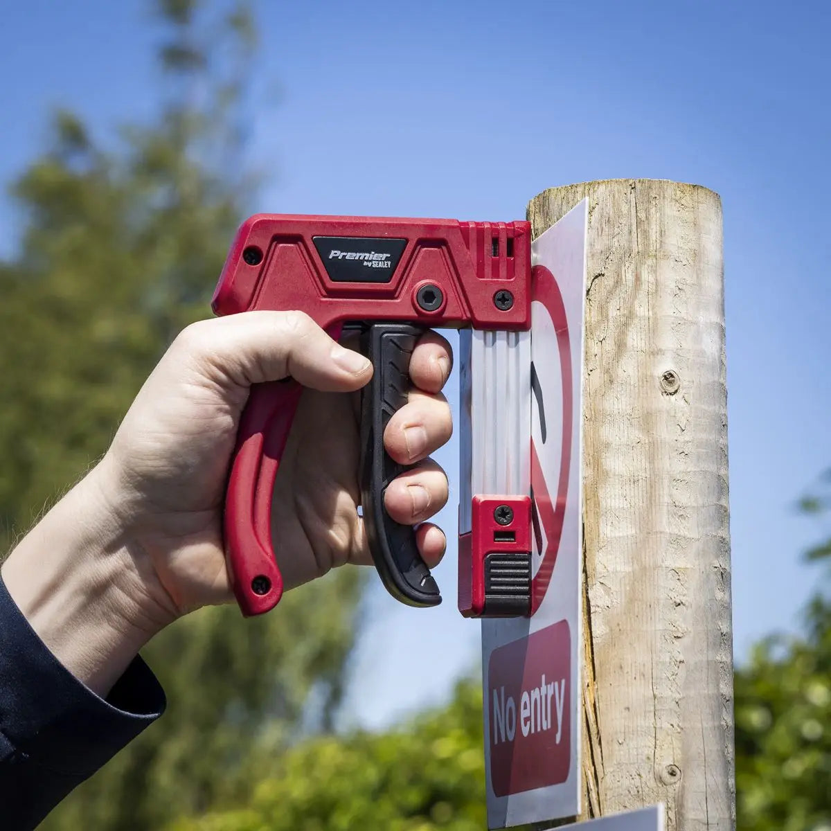 Sealey Premier Heavy-Duty Staple & Brad Nail Gun  White Rose Tools