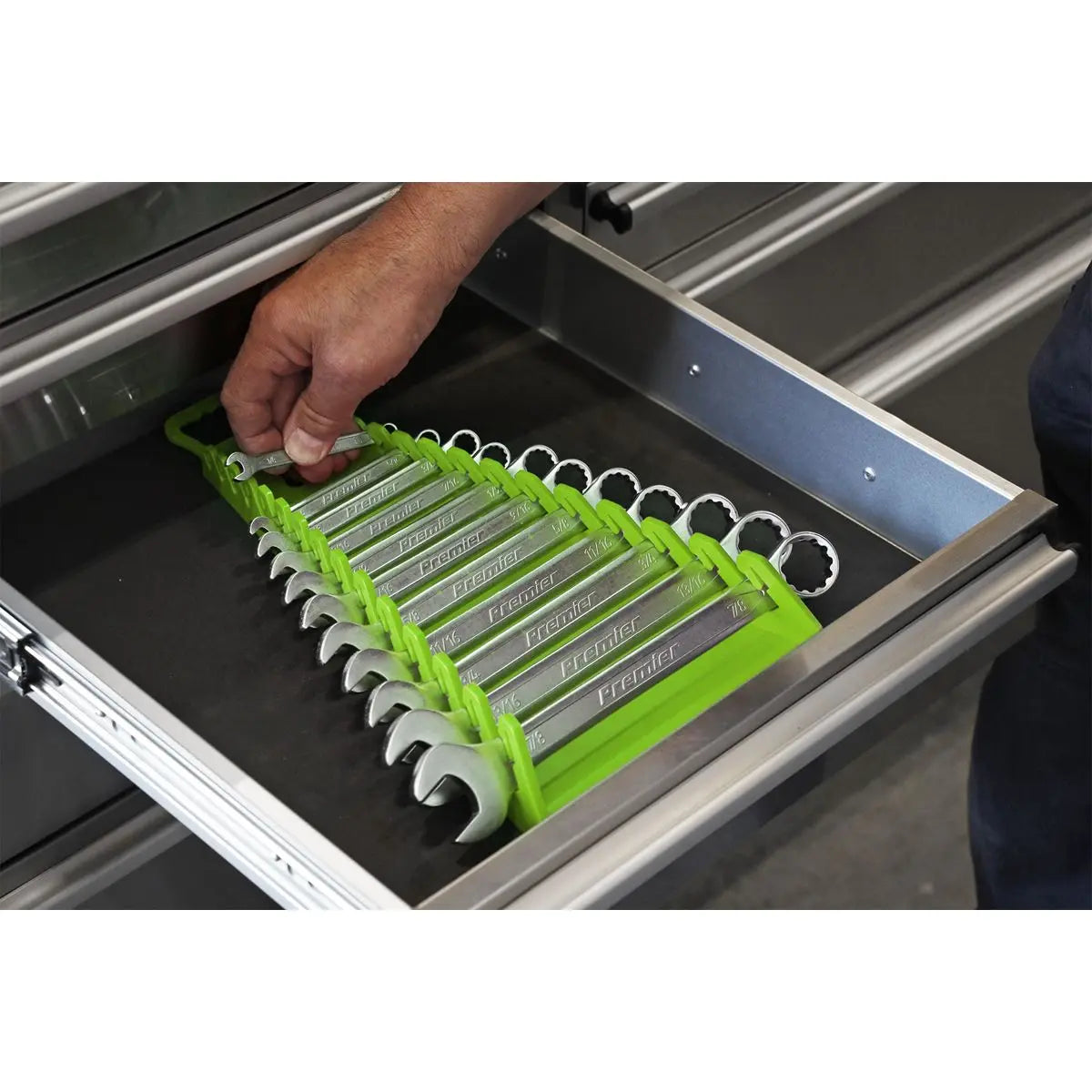 Sealey Premier High Visibility Green Reverse Spanner Rack 15 Capacity Hanging Toolbox 