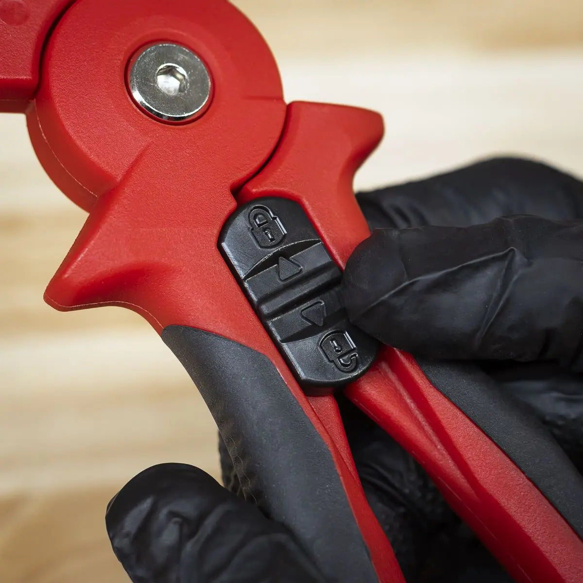 Sealey Premier Hose Cutter Ø3-32mm  White Rose Tools