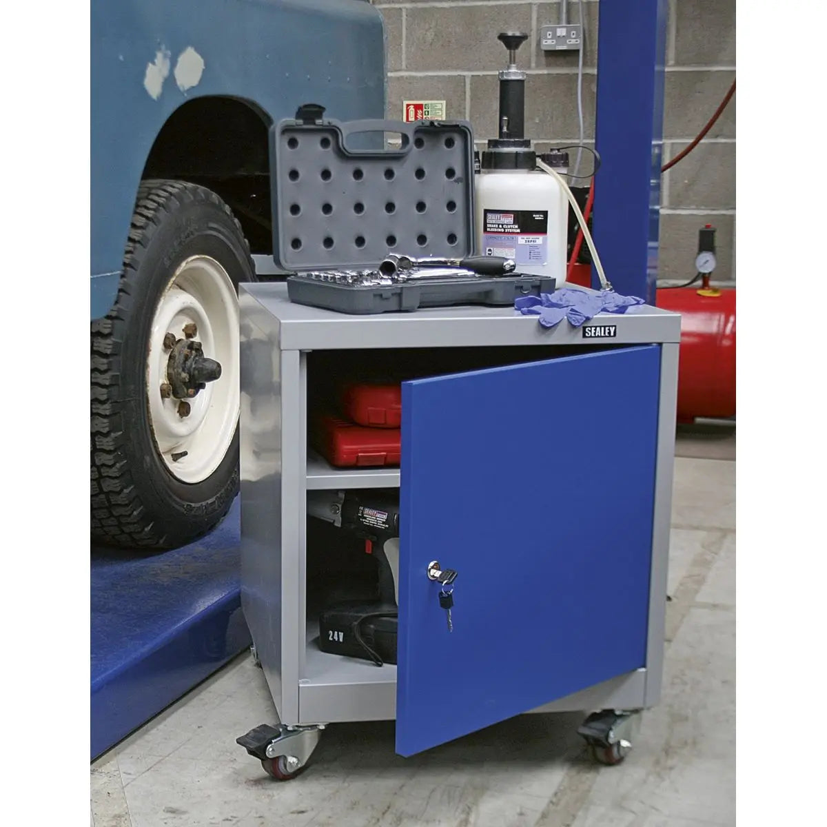 Sealey Premier Industrial Mobile Industrial Cabinet 1 Shelf Locker 