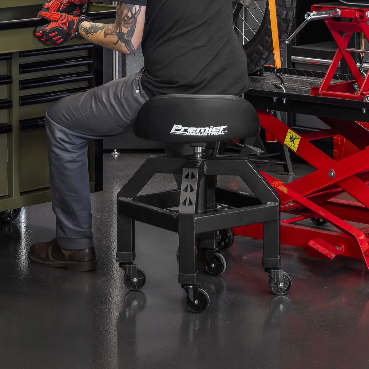 Sealey Premier Industrial Premier Industrial Pneumatic Creeper Stool with Adjustable Height Swivel Seat & Back Rest  White Rose Tools