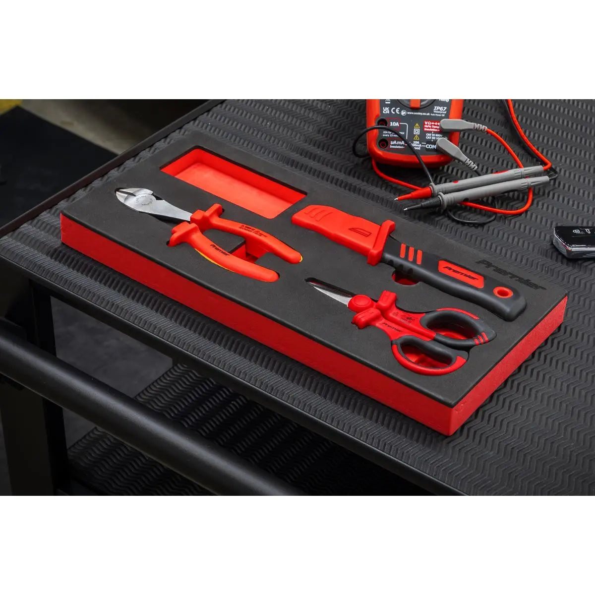 Sealey Premier Insulated Cutting Set 3pc with Tool Tray - VDE Approved  White Rose Tools